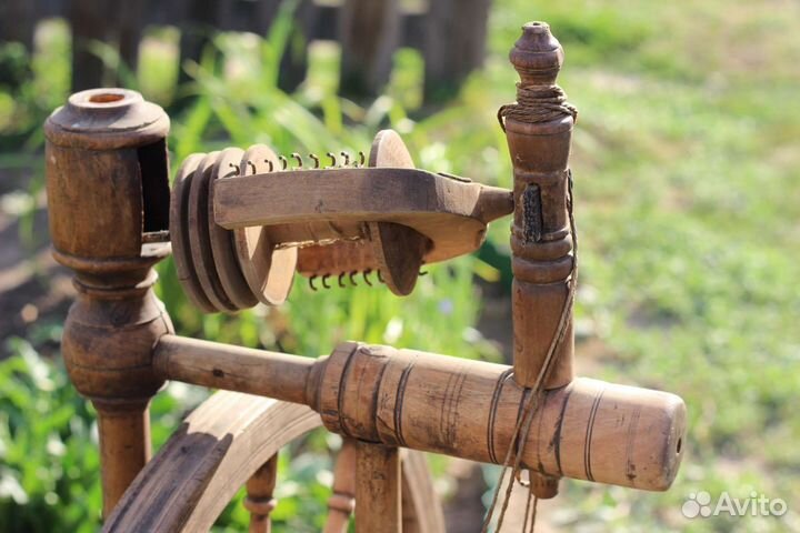Прялка старинная