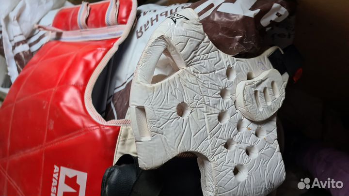 Экипировка (защита, шлем, добок) цена за все