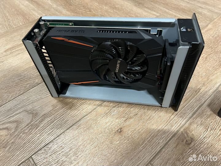 Комплект egpu Akitio Thunder 2 и видеокарта Gigaby