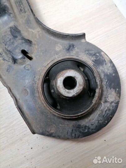 Рычаг передний Chevrolet Lacetti