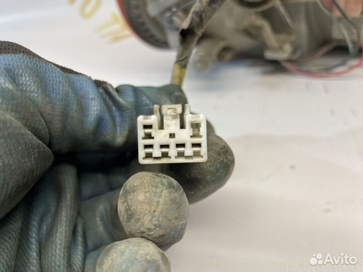 Фонарь задний правый KIA Spectra