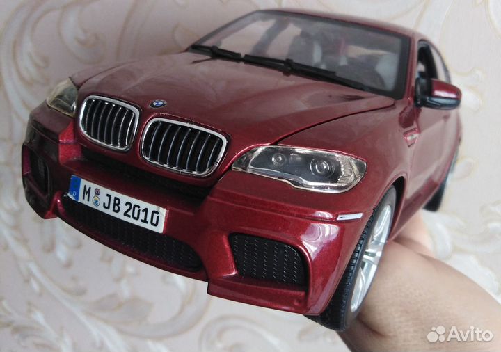 Burago BMW6 M. Масштаб 1 18