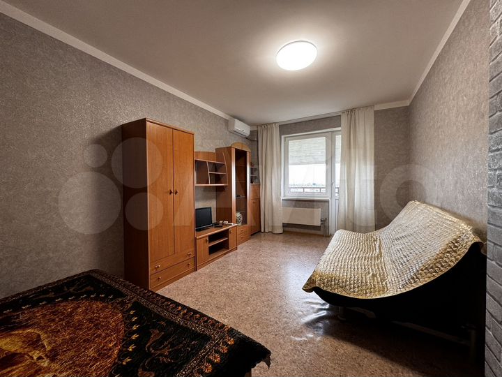 Аукцион: 1-к. квартира, 37,3 м², 10/15 эт.