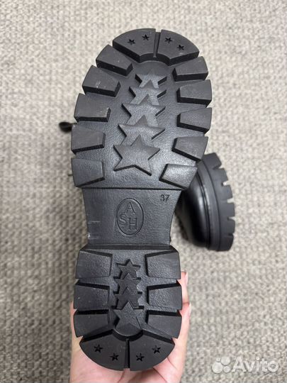 Ботинки женские Ash