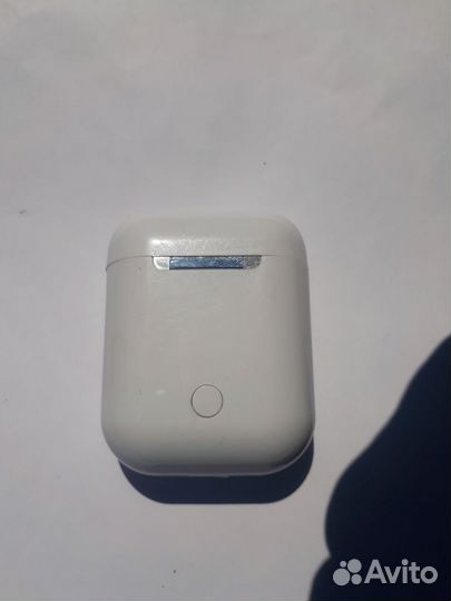 Беспроводные наушники apple airpods