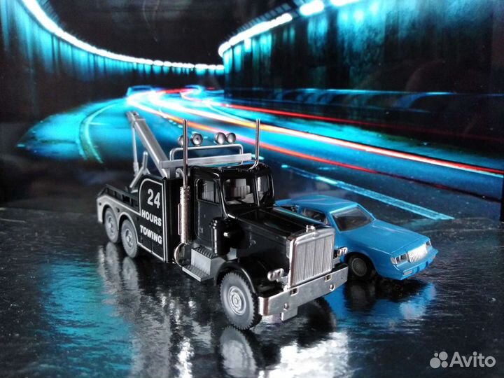 Американцы и капотные грузовики 1:87 Herpa Wiking