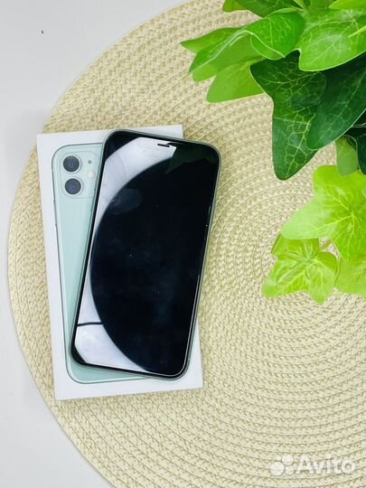 iPhone 11, 64 ГБ