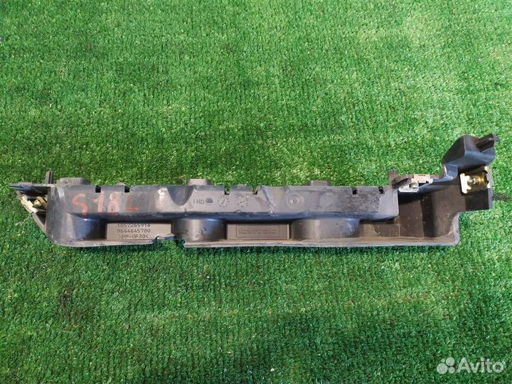 Кронштейн бампера переднего левый Peugeot 407 (6E