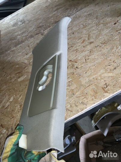 Обшивка задняя правая Bmw X5 E53