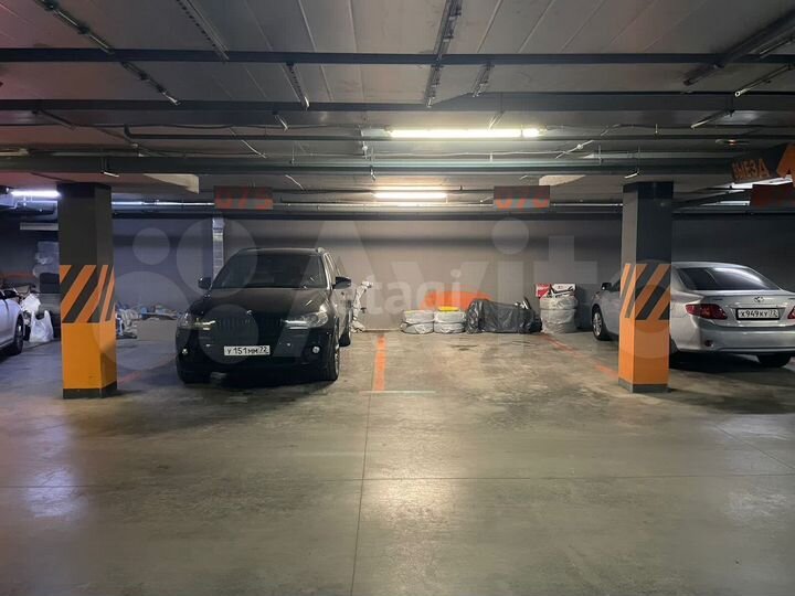 Машиноместо