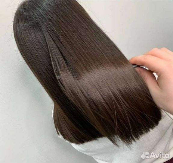 Кератиновое выпрямление волос