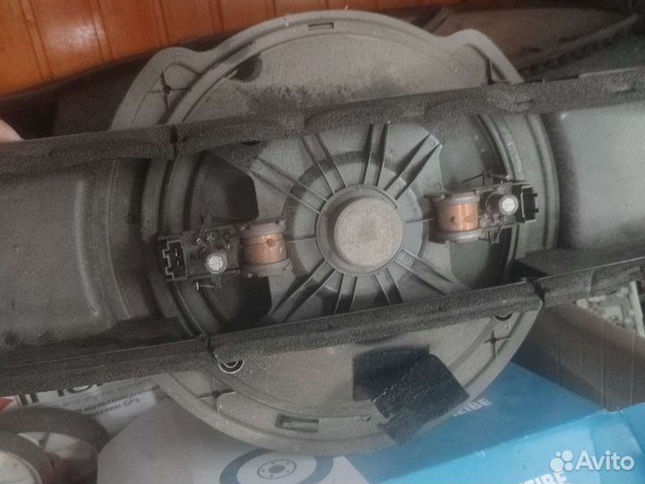 Сабвуфер Мерседес Е211