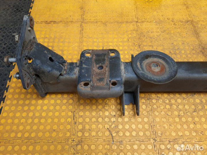 Б/У Балка В хорошем состоянии, оригиналnnУ нас