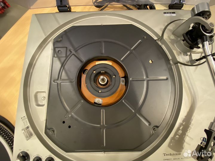 Проигрыватель винила Technics SL-1700