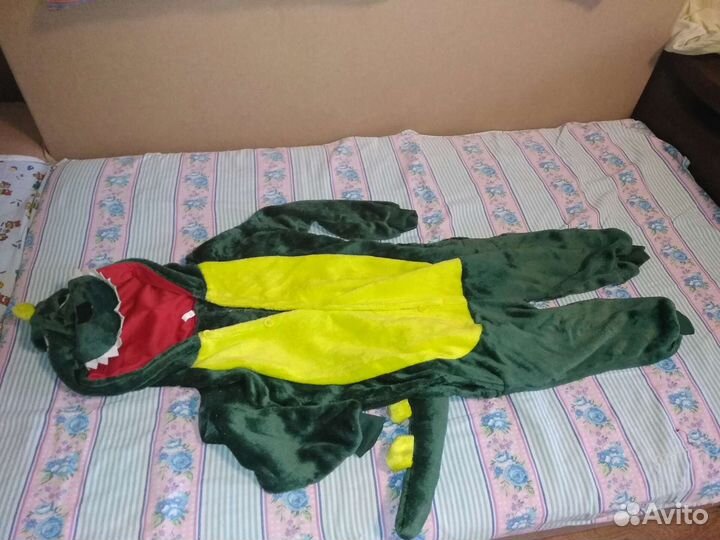 Костюм динозавра