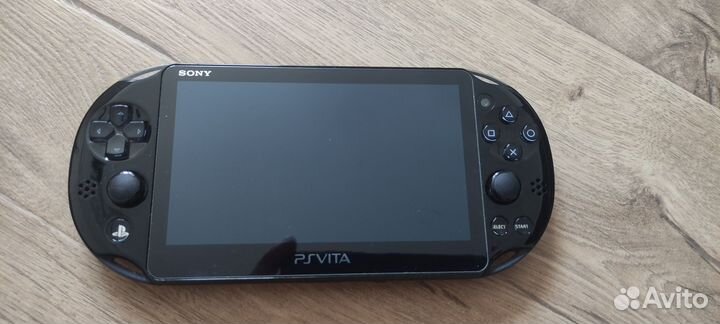 Портативная игровая приставка psp vita slim