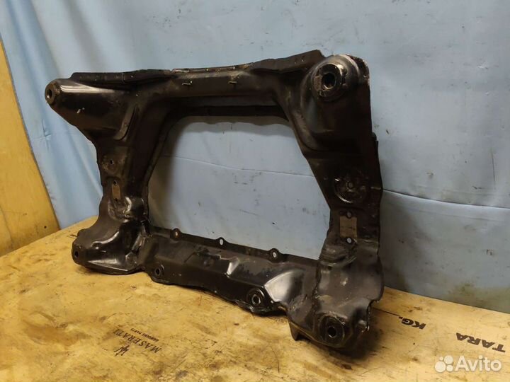 Подрамник передний Mercedes W203 C203 4matic