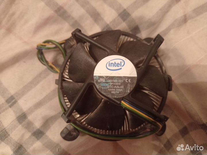 Кулер процеccорный intel