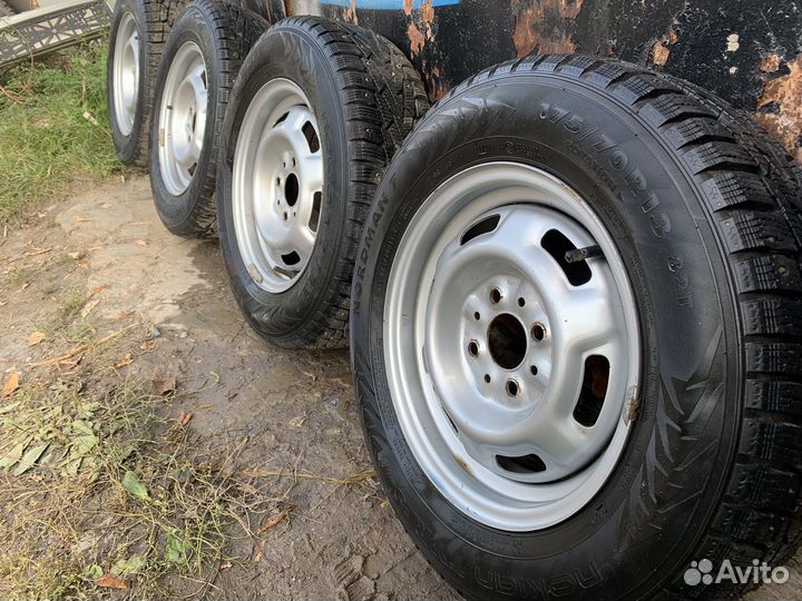 R13 Nokian Tyres Nordman 7 175/70, PCD 4x98 DIA 55