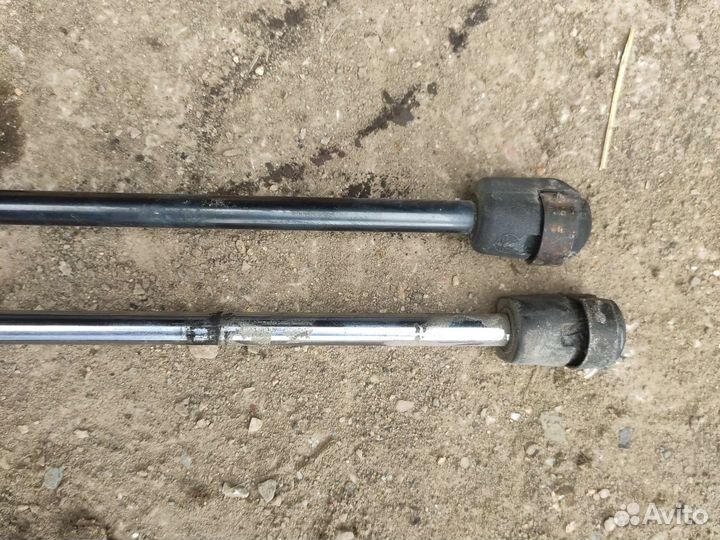 Стойки крышки багажника форд Сиерра хэтчбек