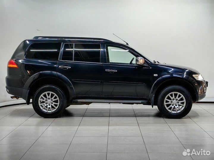 Mitsubishi Pajero Sport 2.5 AT, 2012, 212 940 км