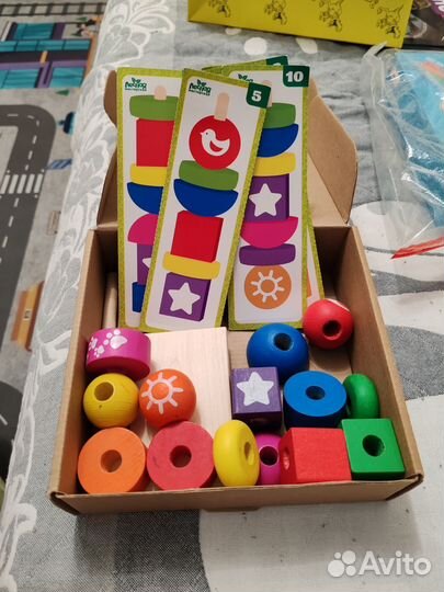 Детские развивающие игрушки