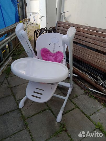 Стульчик для кормления Caretero Indigo