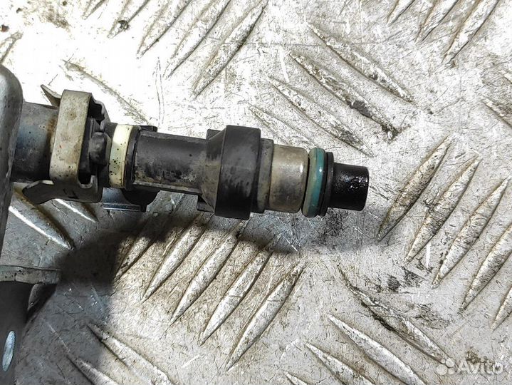 Форсунка двигателя Nissan Almera Classic