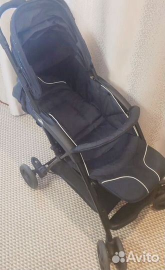 Прогулочная коляска cam