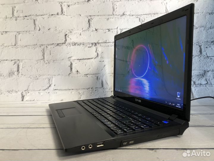 Ноутбук для работы и учебы