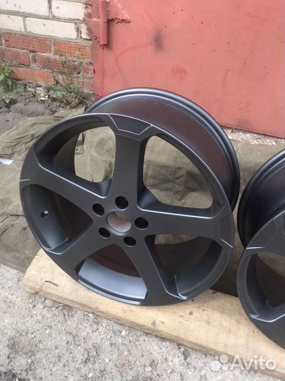 Литые диски на Форд R18 5/108