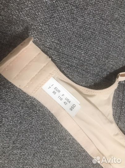 Бюстгальтер