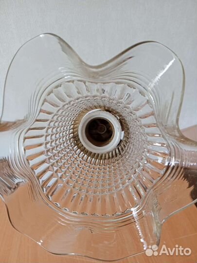 Лампа настольная