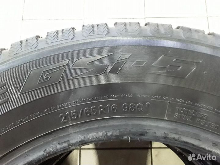 Toyo Observe GSi-5 215/65 R16 98Q