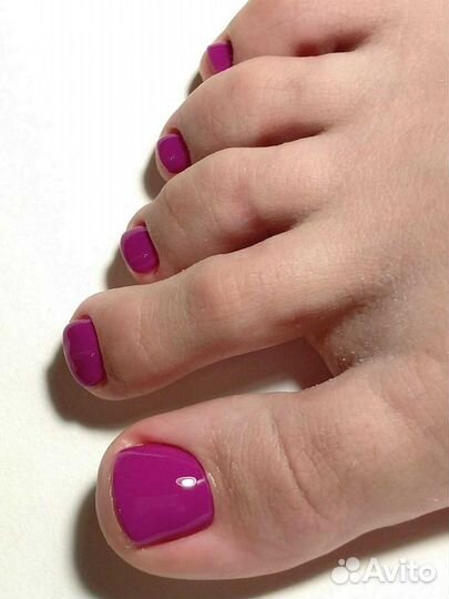 Маникюр и педикюр