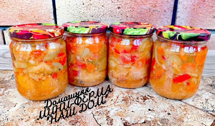 Мясо цыплёнка домашнего, с подливкой и овощами