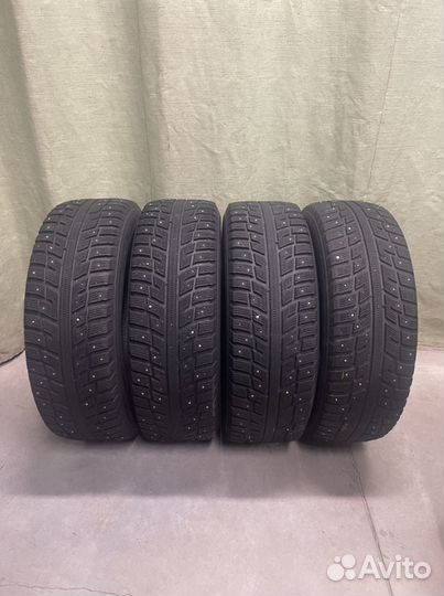 Kumho I'Zen KW22 235/65 R17