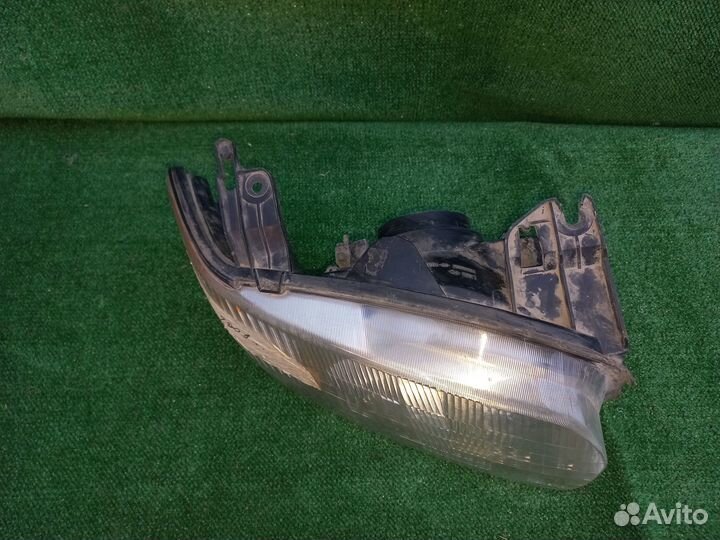 Фара правая Ford Escort