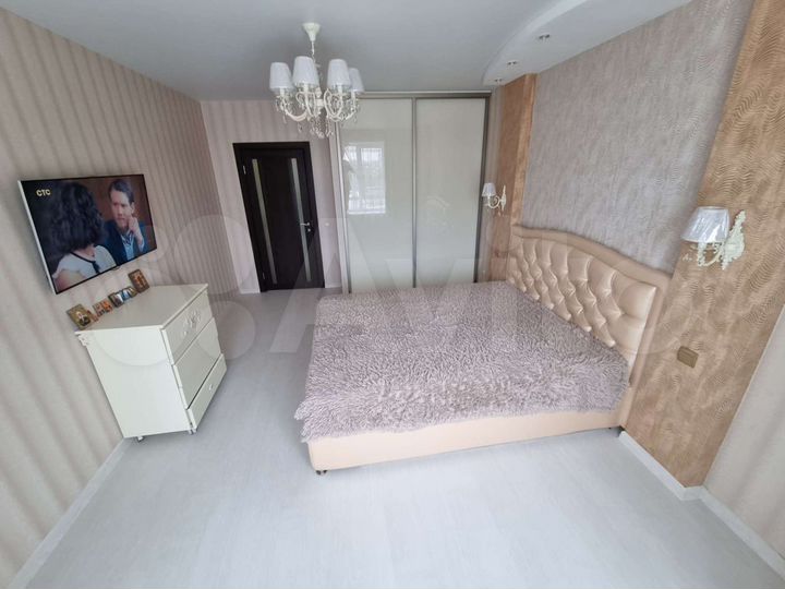 3-к. квартира, 95,7 м², 3/5 эт.