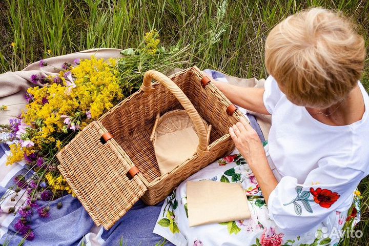 Прямоугольная корзина для пикника с крышками