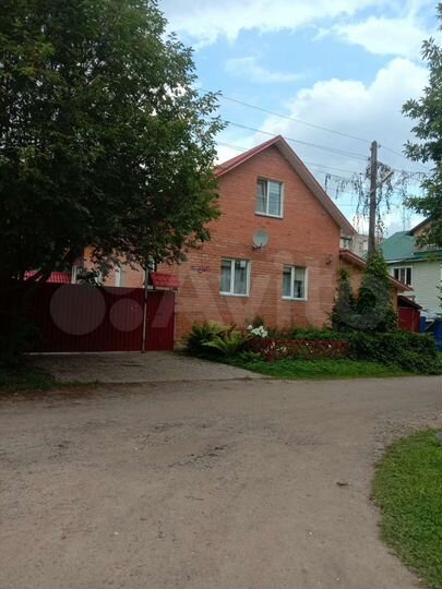 Дом 193 м² на участке 6 сот.