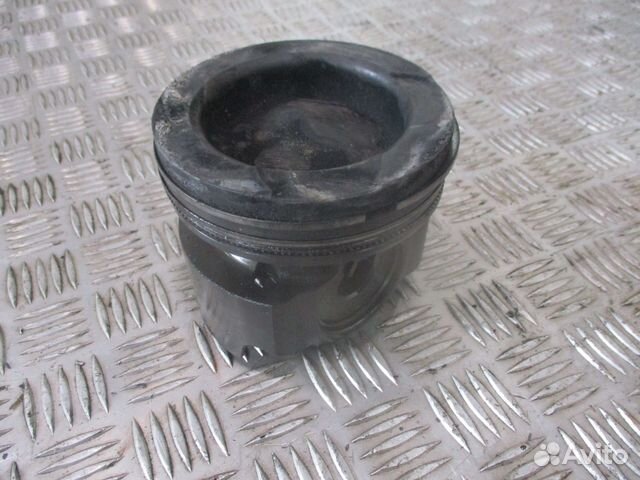 Поршень Volvo 20958115