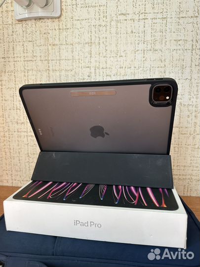 iPad pro 11 2022 128gb (wifi+Cellular)