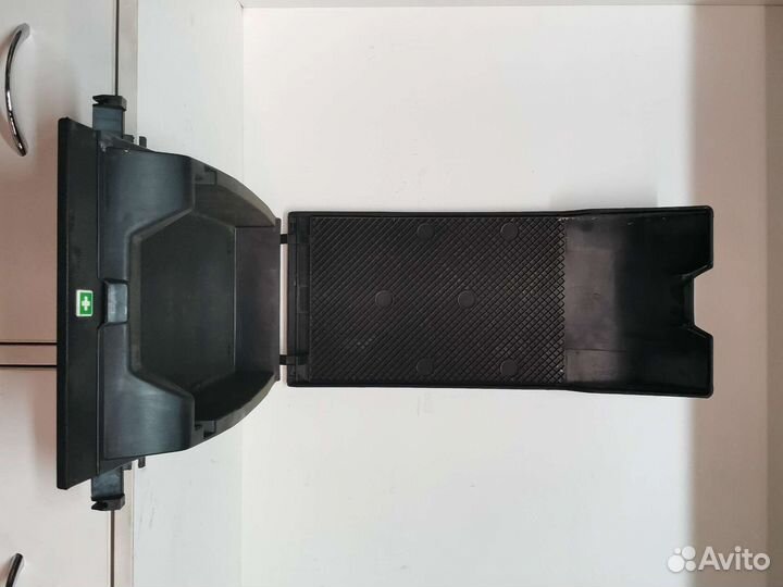 Короб под аптечку Mercedes-Benz W 140