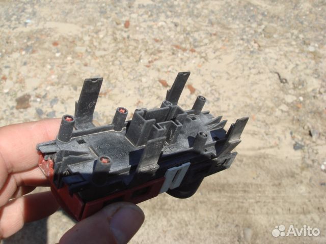 Меган 2 Кнопка аварийной остановки Megane 2 03-09