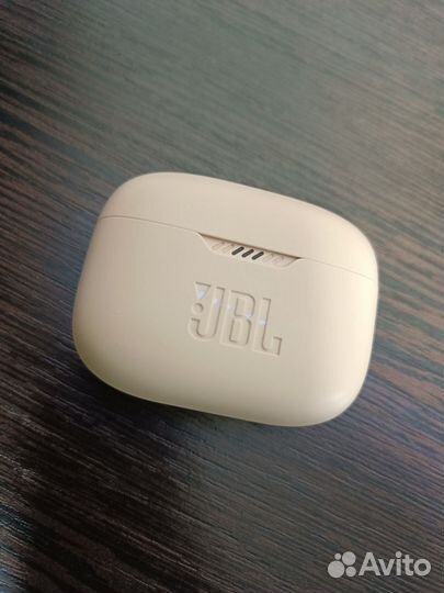 Наушники TWS JBL Tune 130TWS бежевый