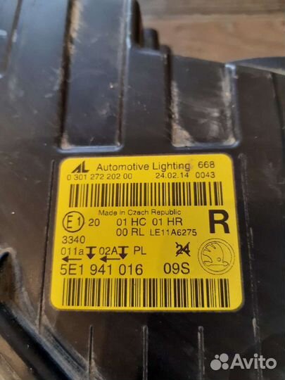 Фара передняя правая skoda octavia a7