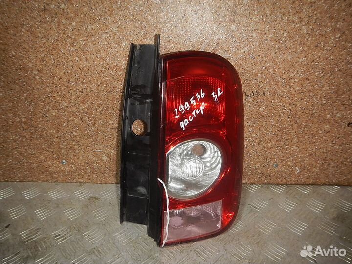 Фонарь правый на рено дастер