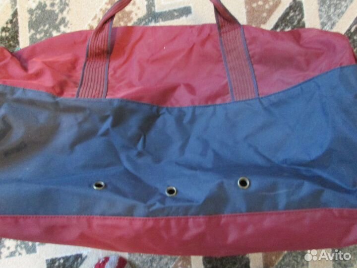 Спортивная сумка в хорошем состоянии