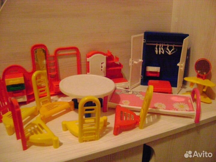Мебель игрушечная
